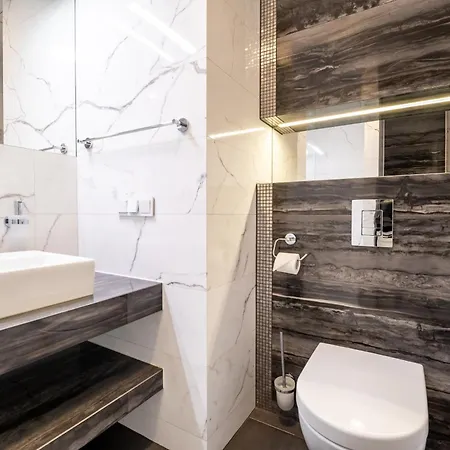 About Art - Ovo Βρότσλαβ