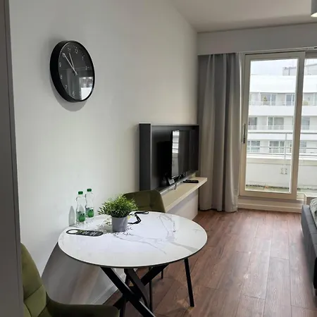 About Art - Ovo Βρότσλαβ