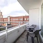 Apartment About Art - Ovo *