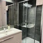 About Art - Ovo Apartment