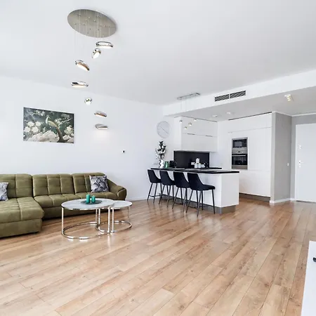 Apartment About Art - Ovo