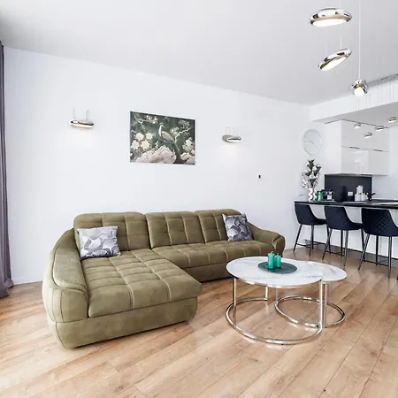 About Art - Ovo Apartment Breslau