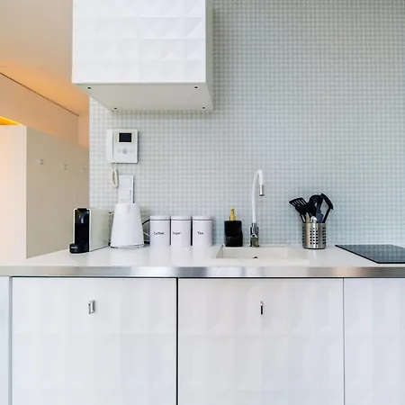 About Art - Ovo 아파트 브로츠와프