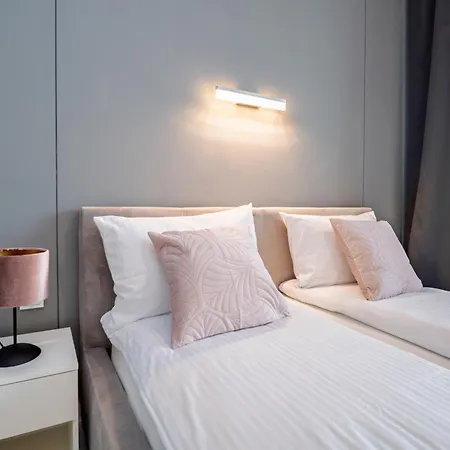 About Art - Ovo * 브로츠와프