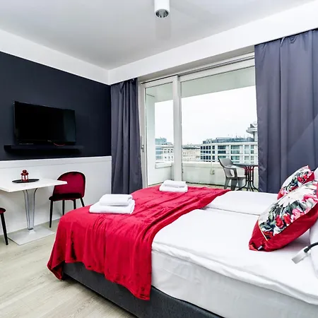 About Art - Ovo 브로츠와프