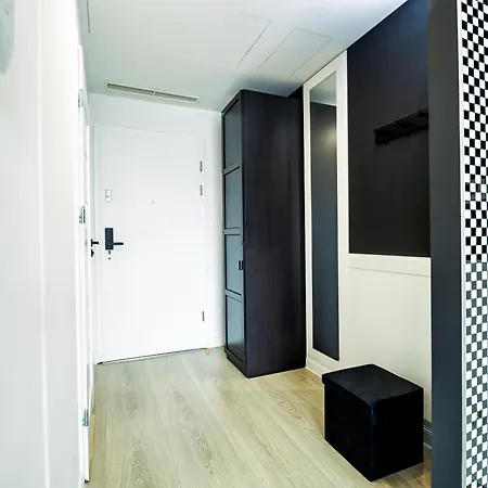 About Art - Ovo * 브로츠와프