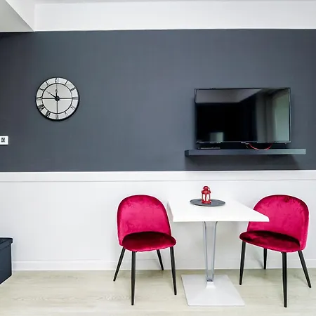 About Art - Ovo Apartment *