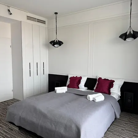 About Art - Ovo 아파트