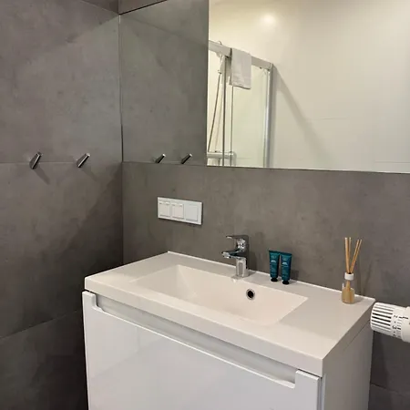 About Art - Ovo * 브로츠와프