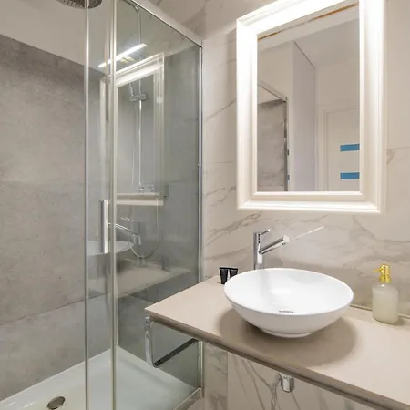 About Art - Ovo Wroclaw