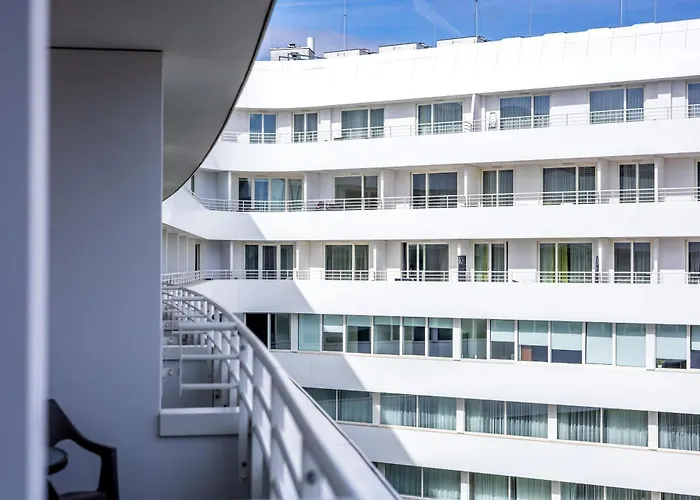 Apartment About Art - Ovo