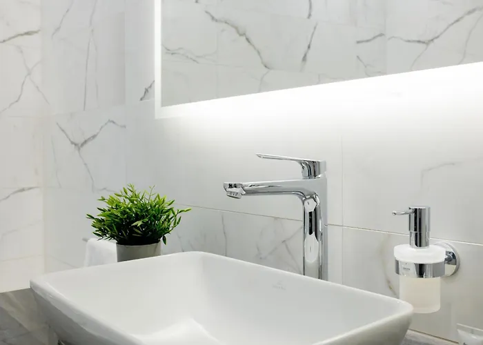 About Art - Ovo Apartment