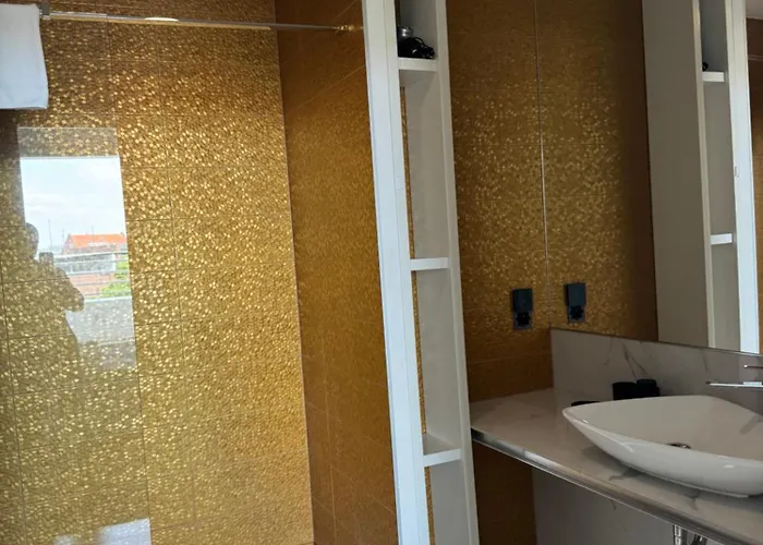 About Art - Ovo Apartment *