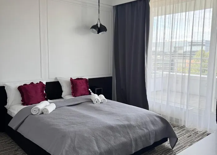 About Art - Ovo Apartment Wroclaw