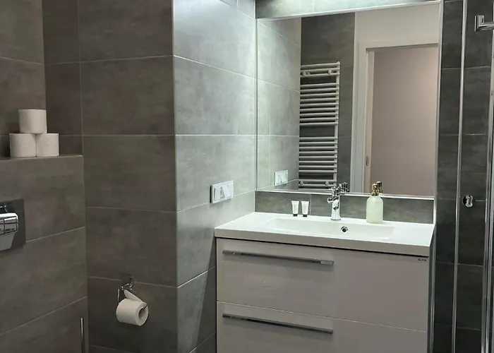 About Art - Ovo Apartment Wroclaw